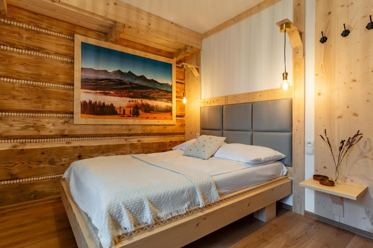 Dreibettzimmer mit eigenem Bad