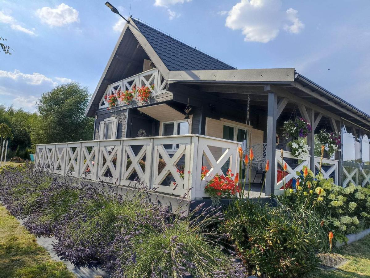 Domek Lawendowe Wzgórze na wyłączność z jacuzzi i klimatyzacją - Chambres d'hôtes Mielenko