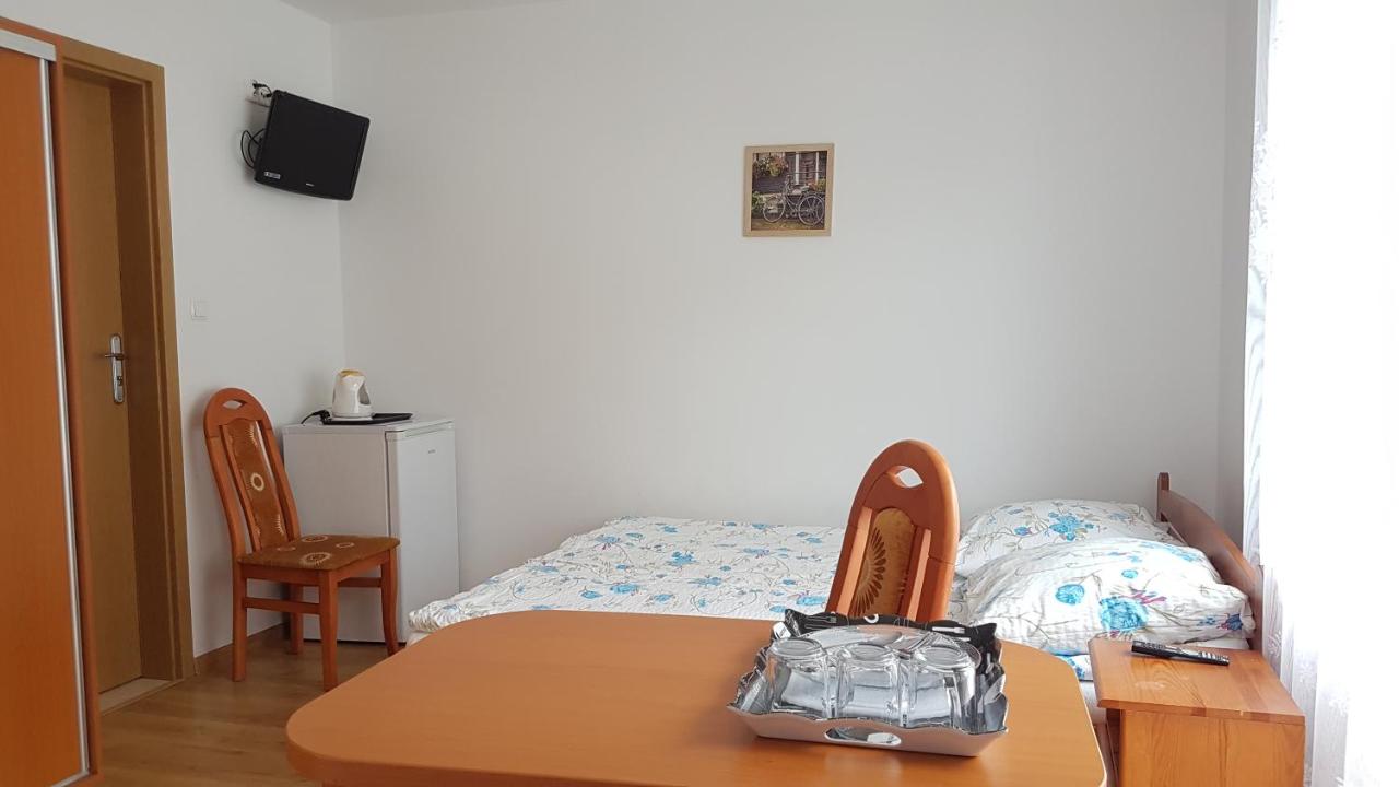 Dreibettzimmer mit Balkon