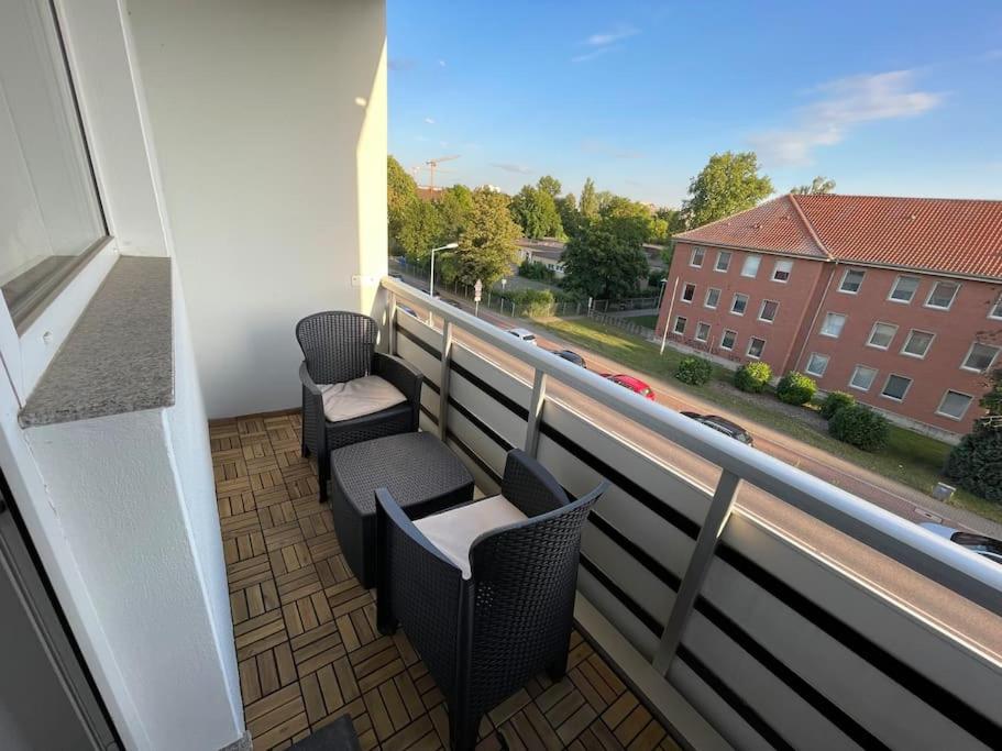 Modernes Apartment/Nähe Zentrum - Bed and Breakfast Maagdenburg