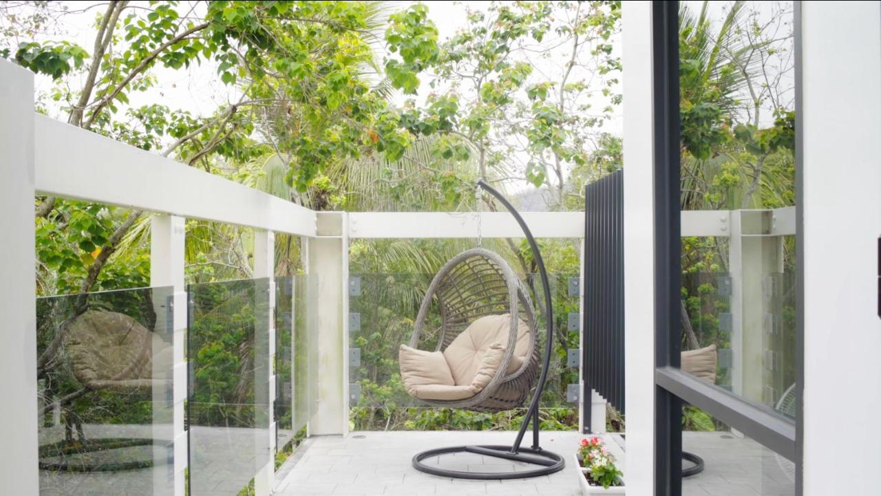 Deluxe Double or Twin Room with Mountain View