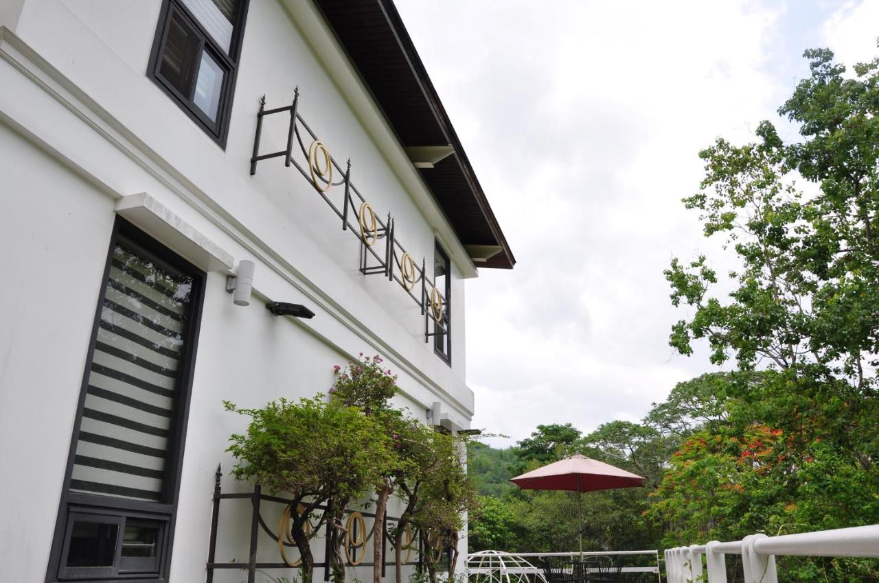 Superior Twin Room with Garden View