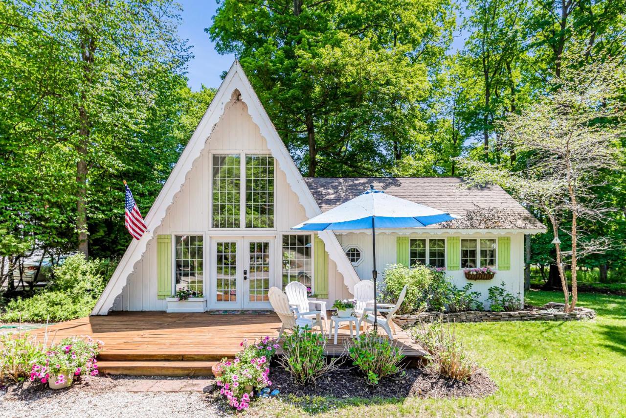 Mt McSauba A Frame Cottage - Ferienwohnung