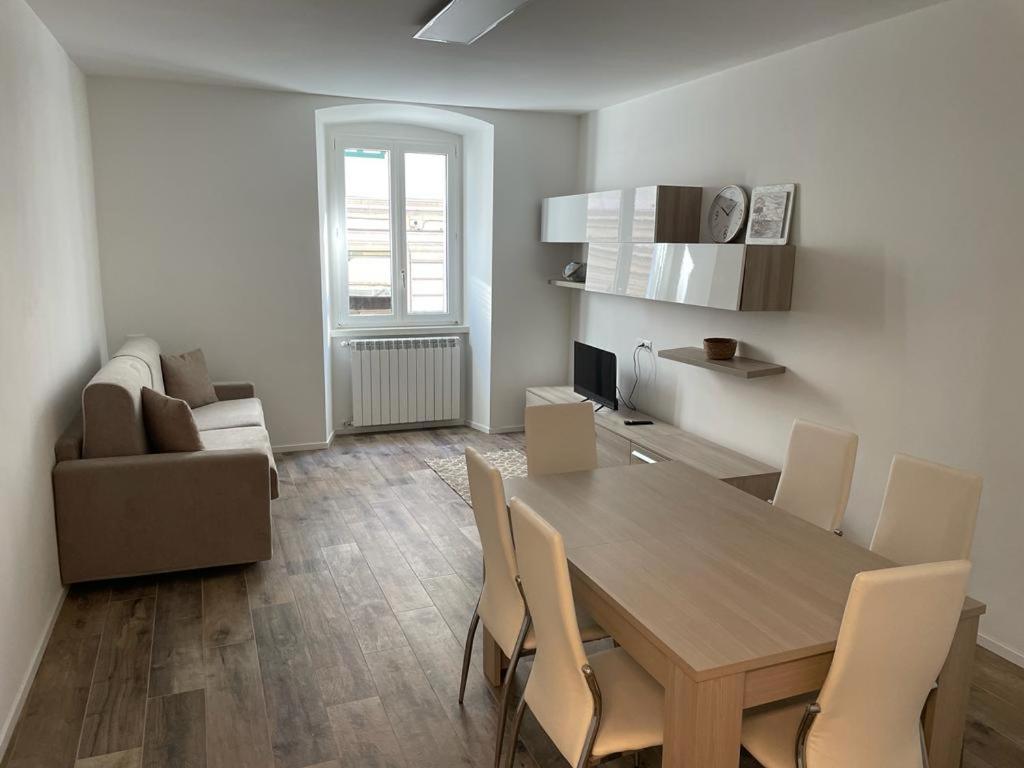 CASA VACANZE GINEVRA 1 - B&B