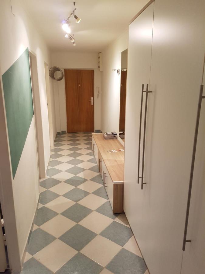 Esslinger Hauptstr Spacious apartment with loggia - Ferienwohnung Wien
