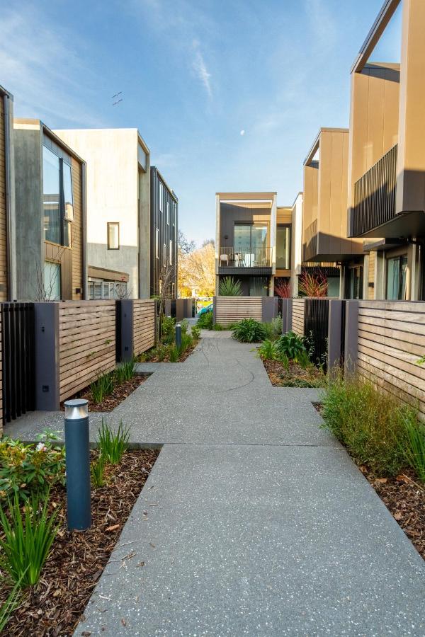 Latimer Square 1 bed 1 bath - Single Level - B&B Christchurch