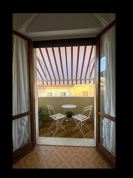 Appartamento in pieno centro - 500 metri dal mare. - B&B Viareggio