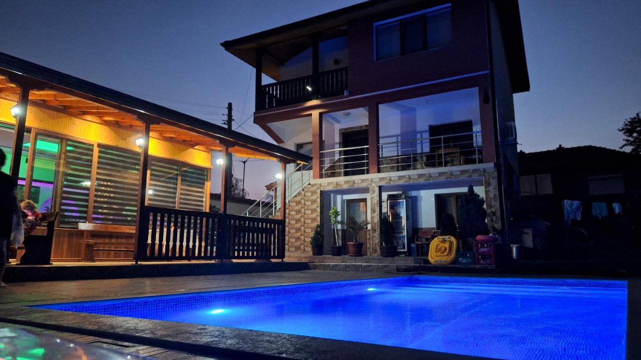 Запряновата къща - Ferienwohnung