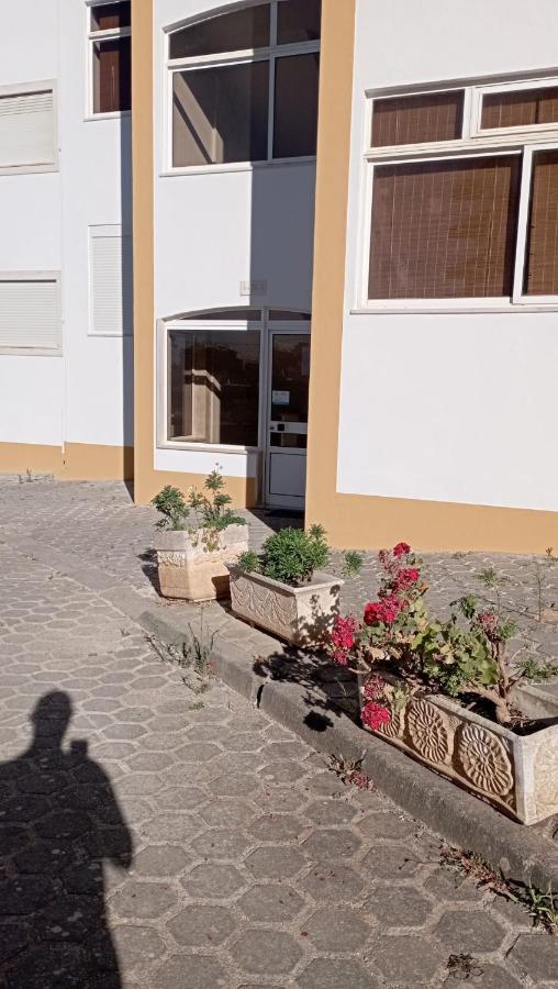 Zawaiaroom - B&B Lagos
