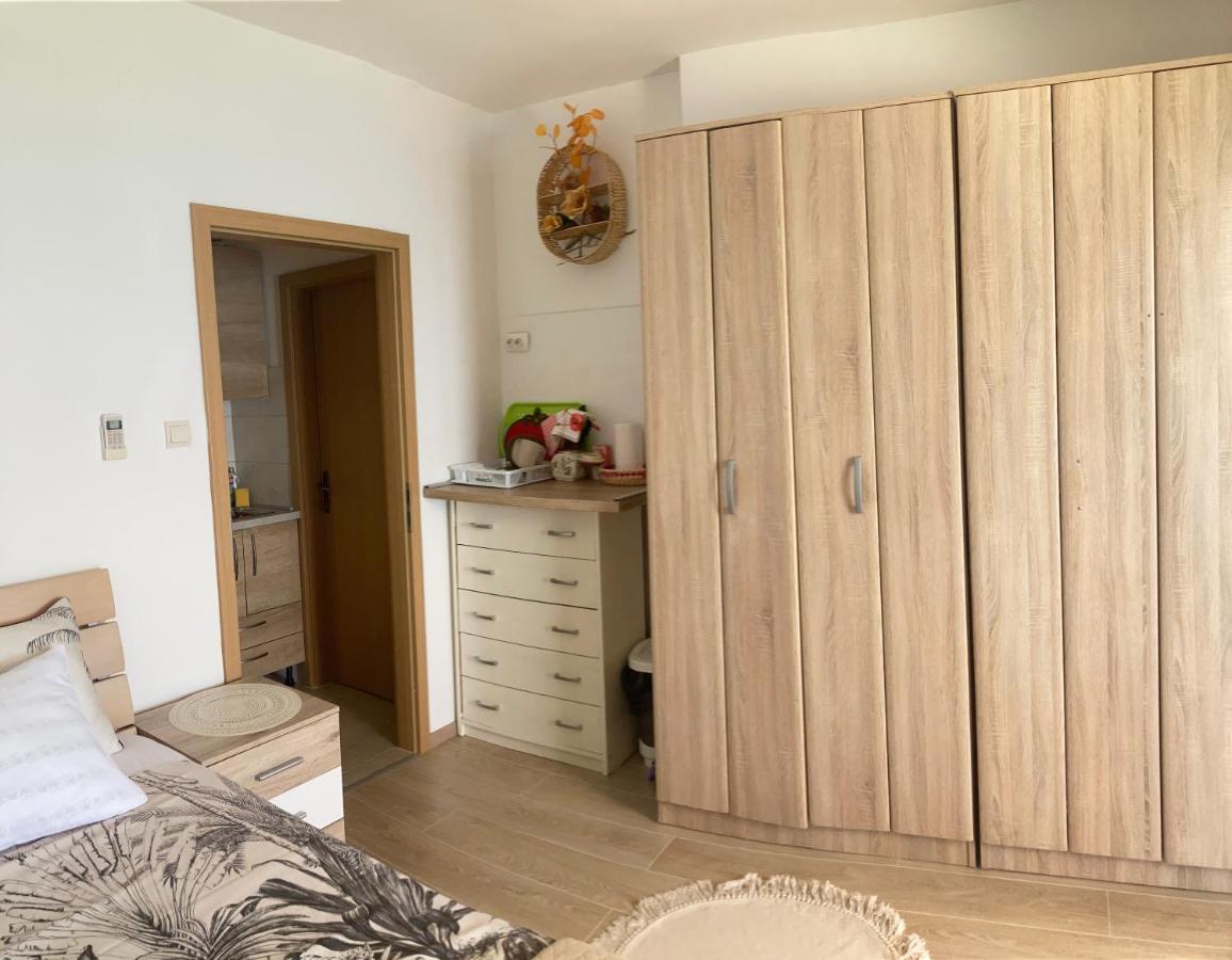 Apartmens Kapetan - B&B Drašnice