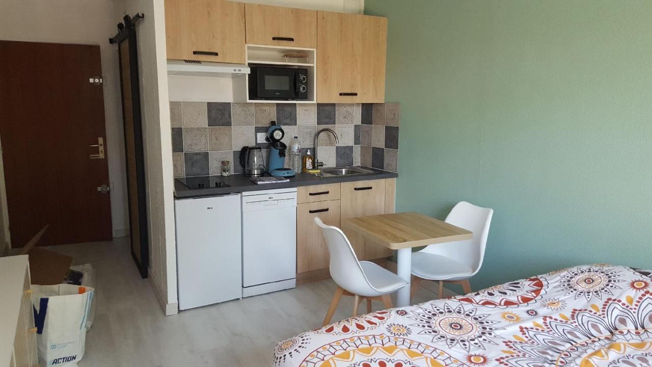 Grand jardin, plage, agréable, hôte reactif - Ferienwohnung