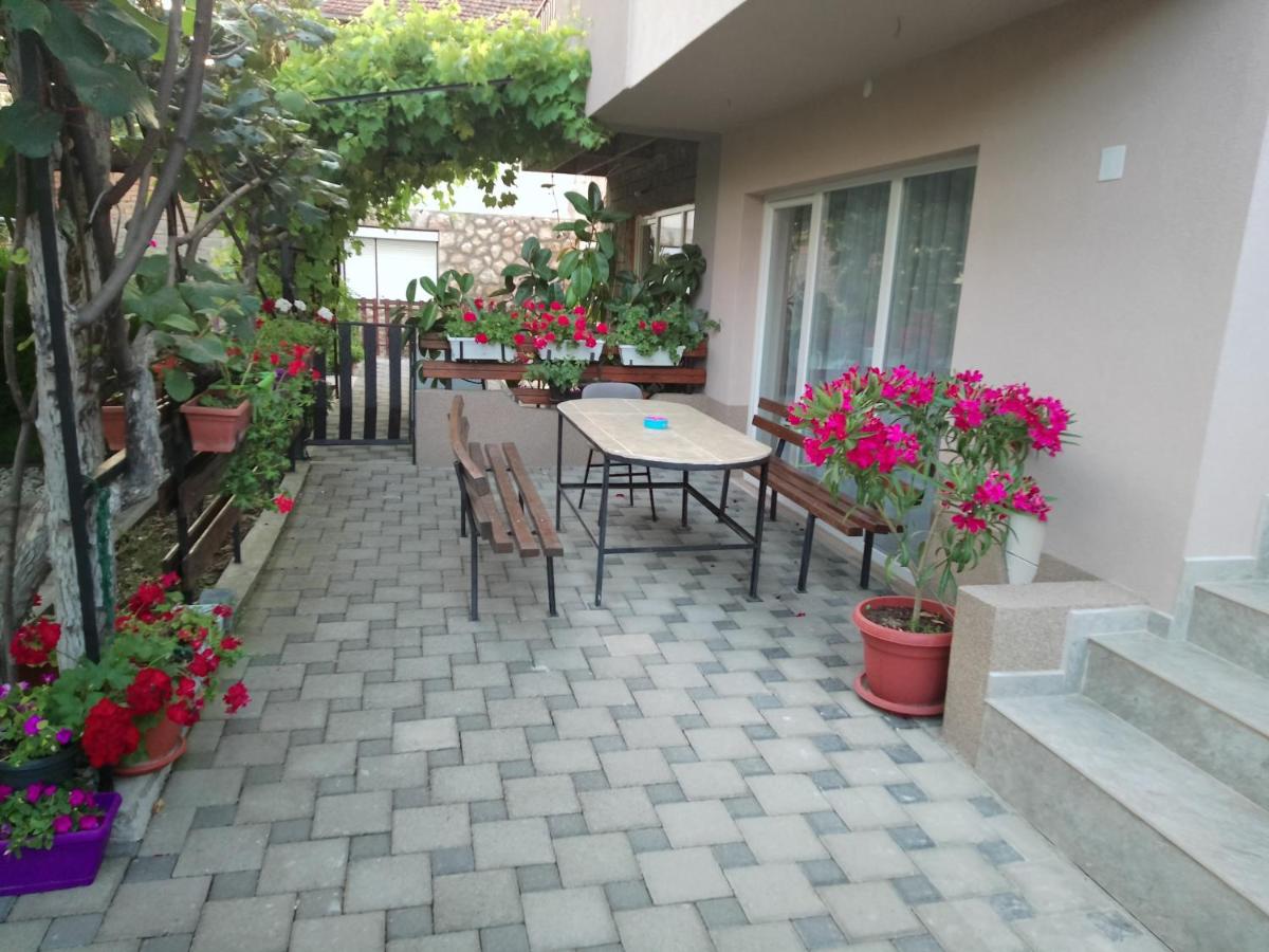 Petroski Apartments - Bed and Breakfast