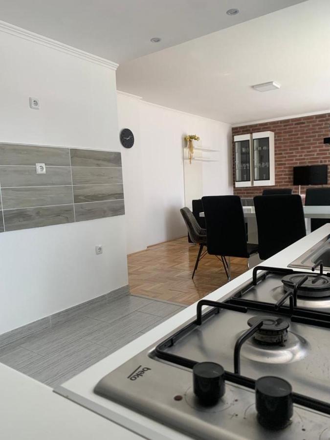 Apartman Loni , Belišće - B&B