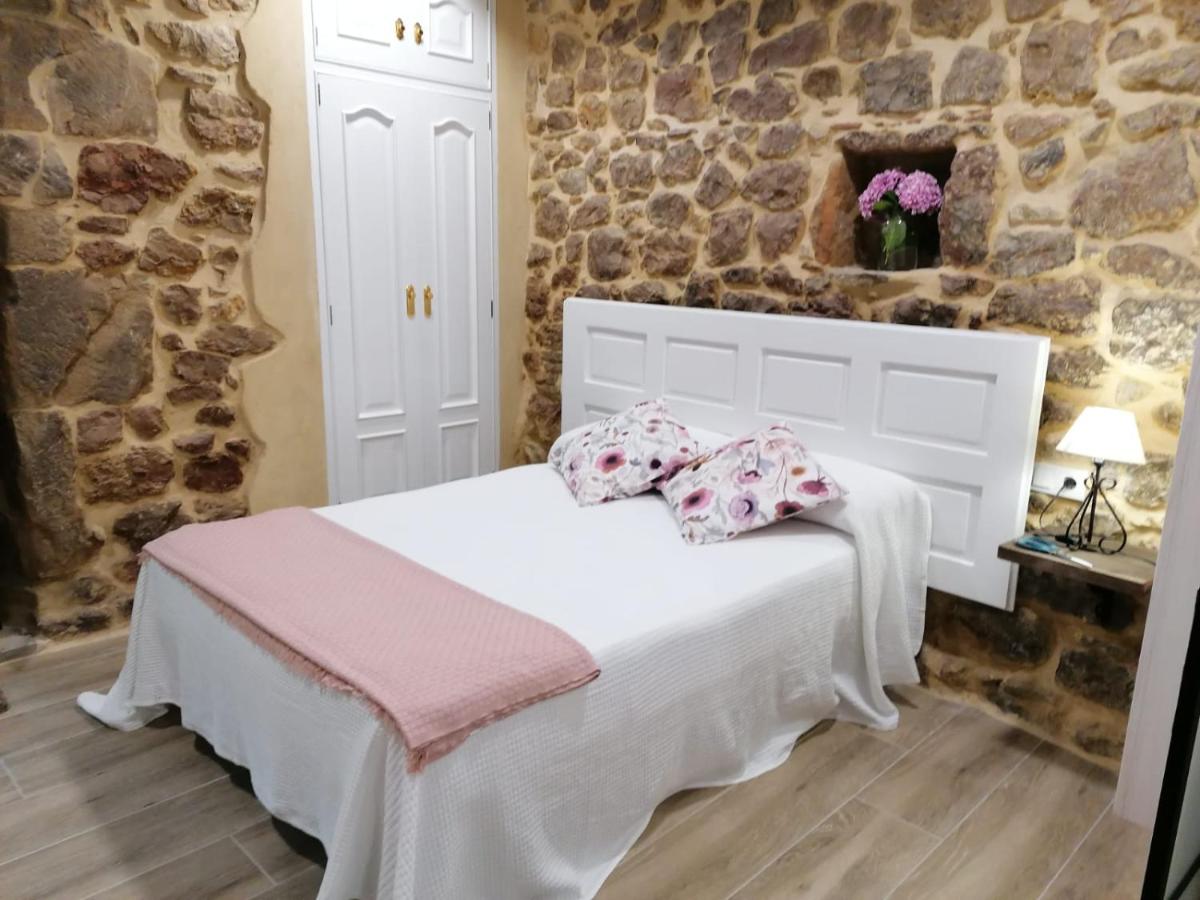 Apartamentos La Casa De Allá 1 - Bed and Breakfast