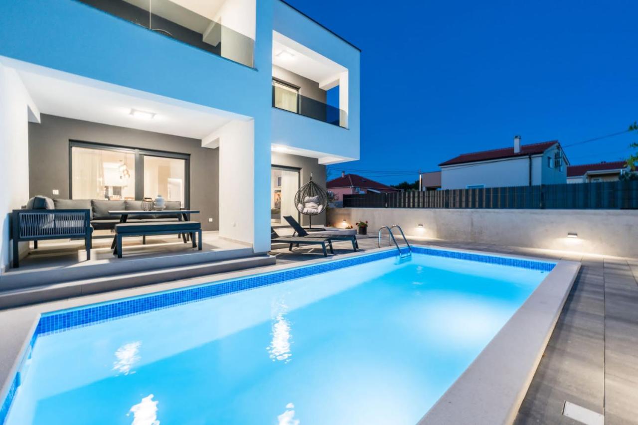 B&B Privlaka - Luxury Villa Venus with heated pool - Bed and Breakfast Privlaka