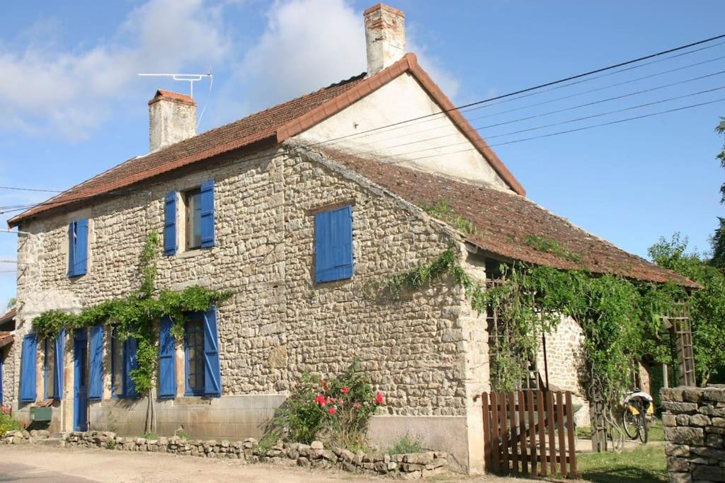 Belle Maison en Bourgogne - Auxois - Morvan - Bed and Breakfast