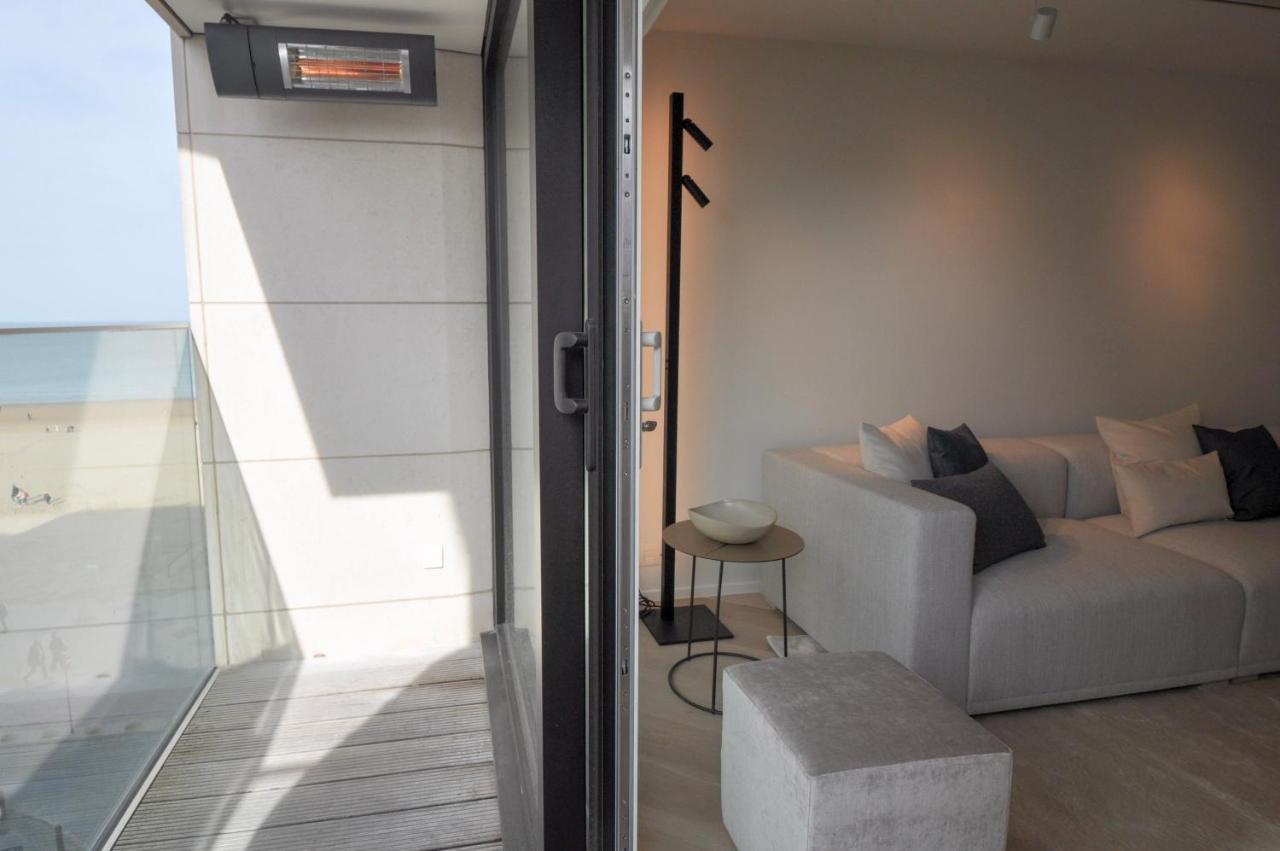 Premium modern flat at Zoute Beach 2 bicylcles included - Bed and Breakfast