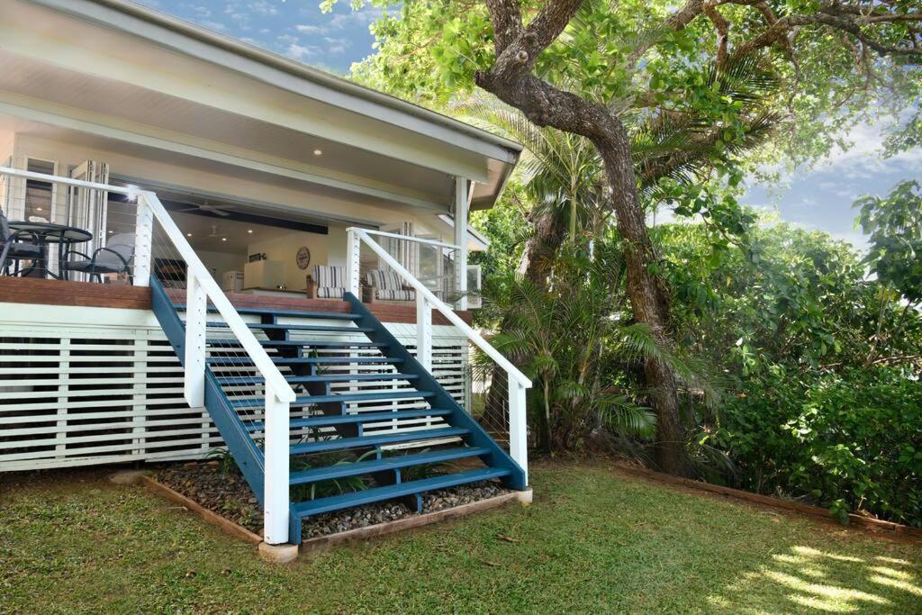 Seasons - Beachfront- Amazing views - Bed and Breakfast South Mission Beach