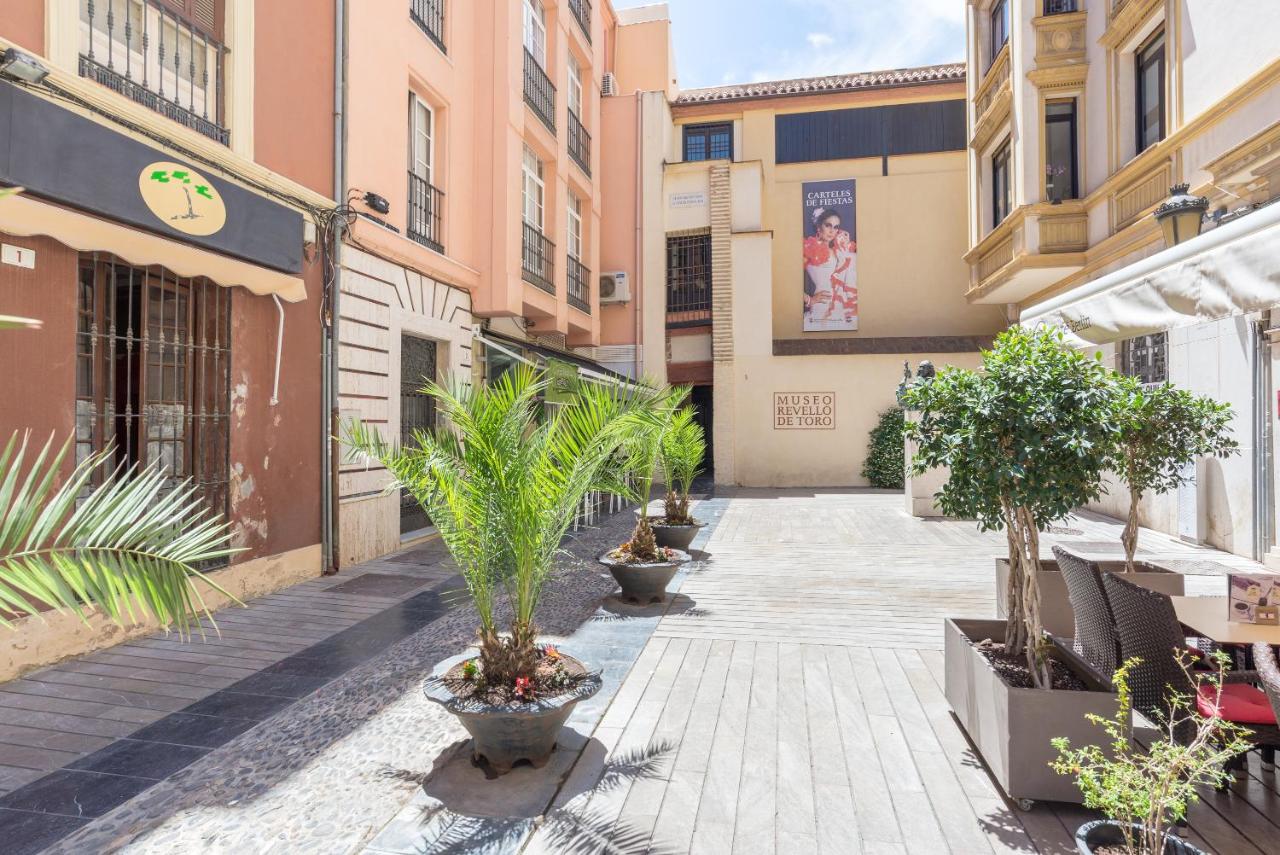 Cozy Cathedral Apartment in Málaga - B&B Málaga