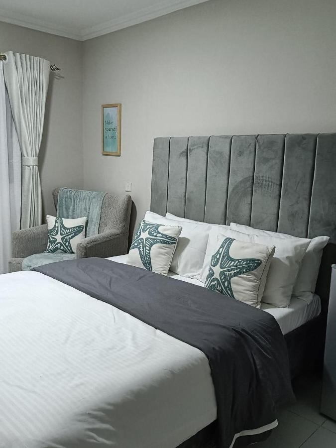 Metro Manor Near JKIA - B&B