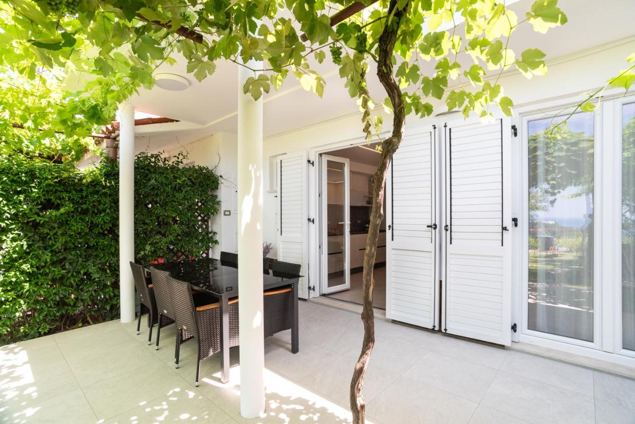 Apartment mit 2 Schlafzimmern und Meerblick