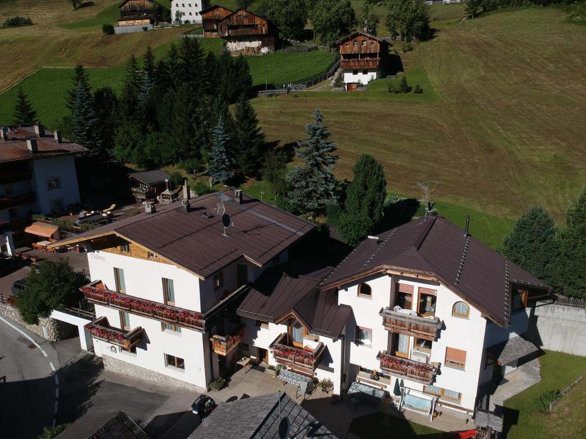 B&B Corvara - Pensione Valbona - Bed and Breakfast Corvara