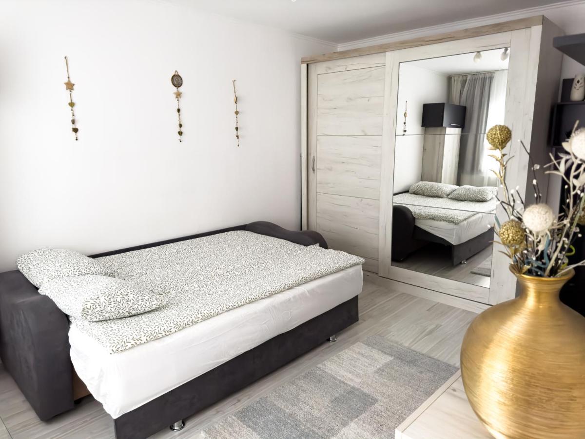 B&B Turda - Garsoniera Maria 3 - Bed and Breakfast Turda