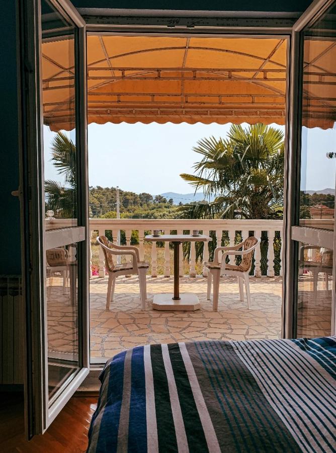 Triple Room with Sea View