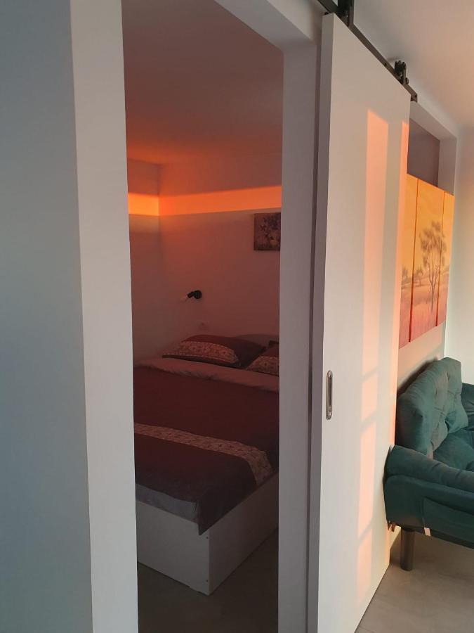 Sunset View - B&B Costineşti