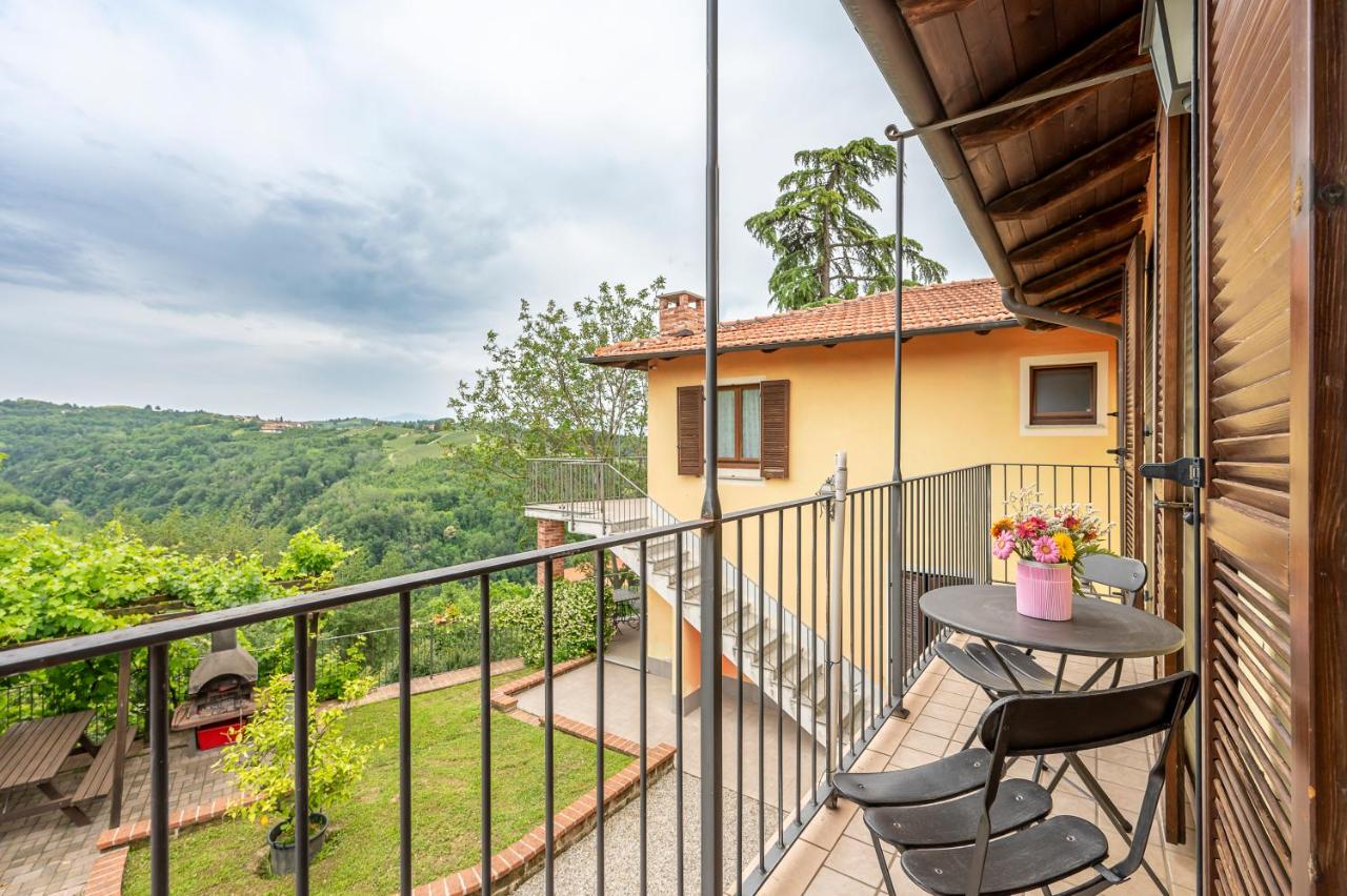 Apartment with Garden View