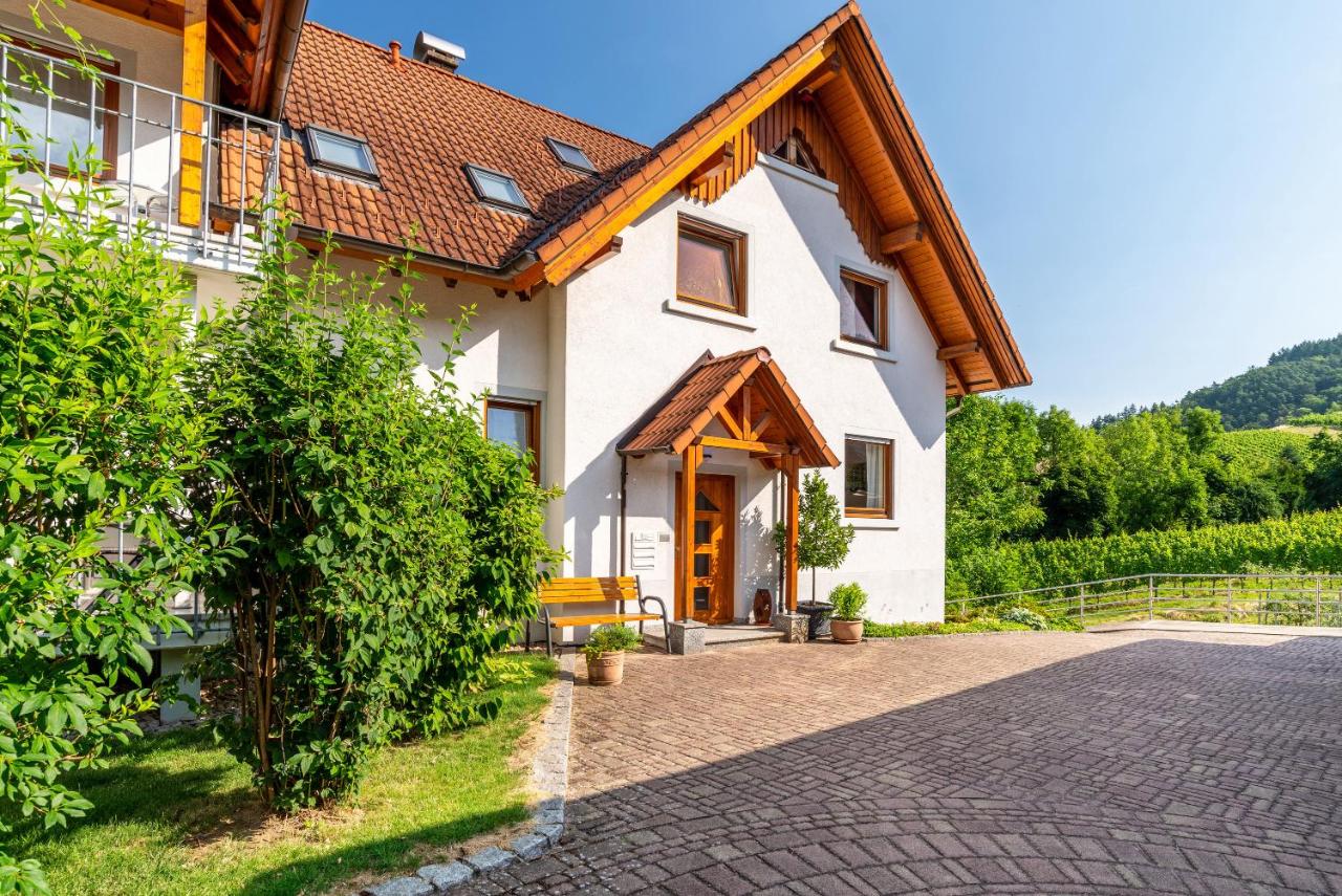 B&B Bühl - Ferienwohnung Liebich - Bed and Breakfast Bühl