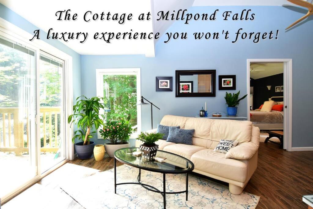 Luxury Cottage at Millpond Falls - Bed and Breakfast