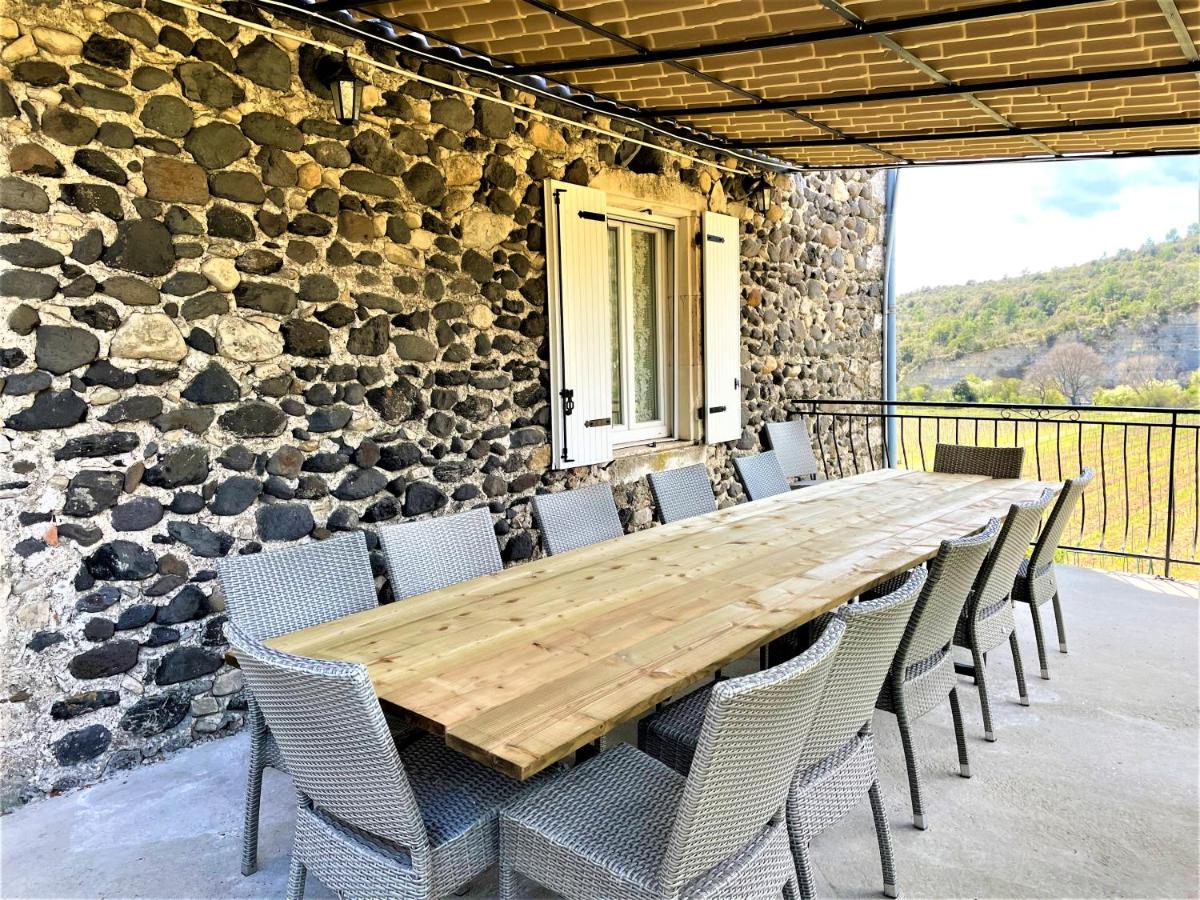 Gîte 12-14p, 5ch, 3sdb, piscine chauffée en saison, terrain de pétanque et jeux extérieurs extérieurs - Chambres d'hôtes Alba-la-Romaine
