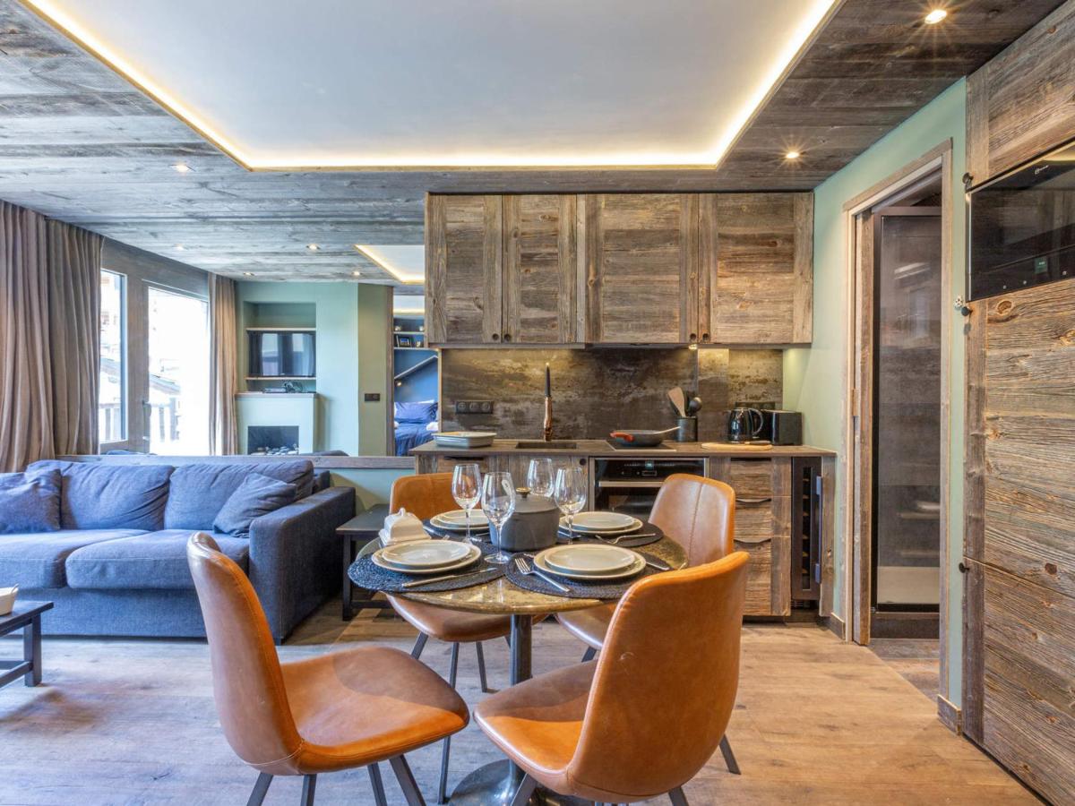Appartement skis aux pieds avec parking et wifi au cœur de Val-d’Isère - FR-1-694-317 - B&B