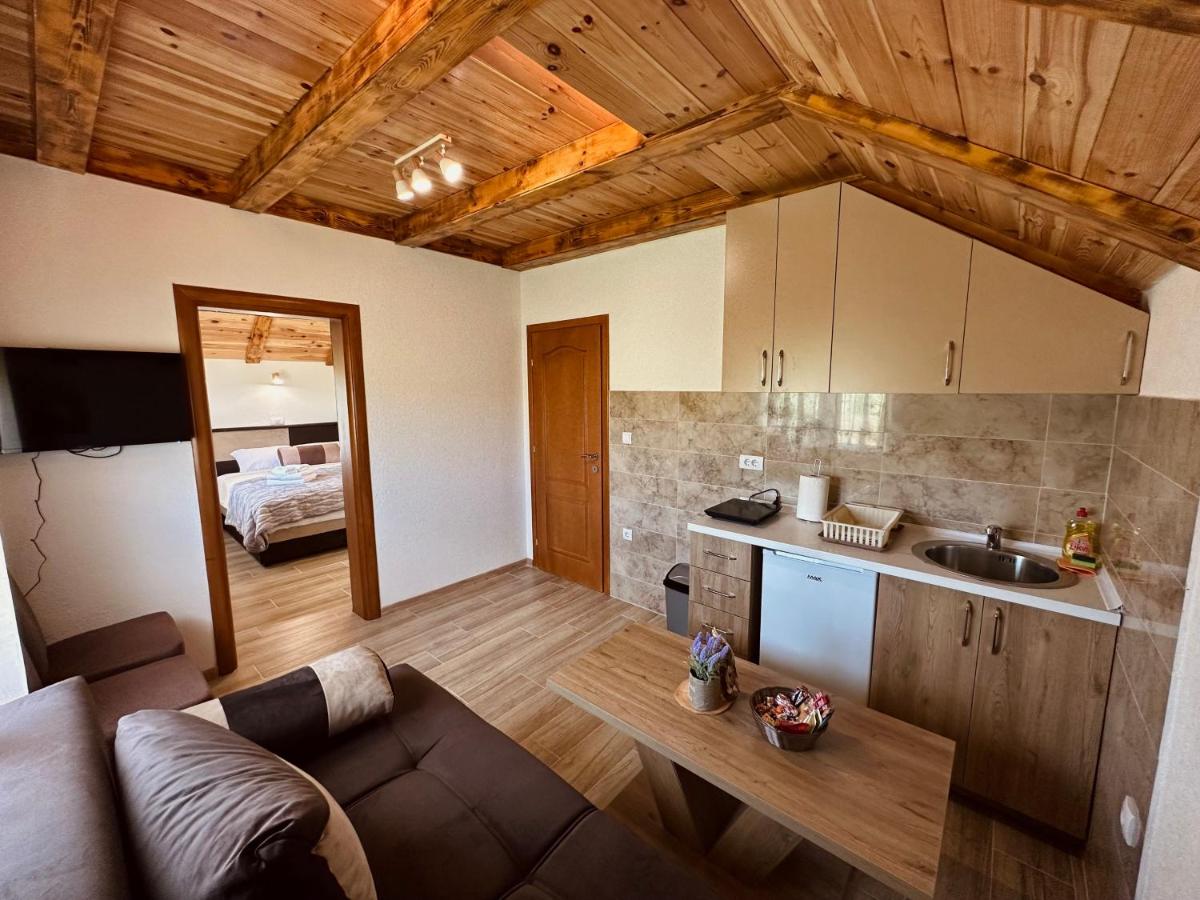 B&B Zabljak - Apartmani Milićević - Bed and Breakfast Zabljak