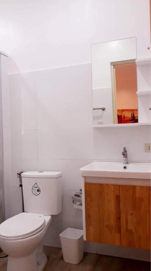 Deluxe Queen Suite