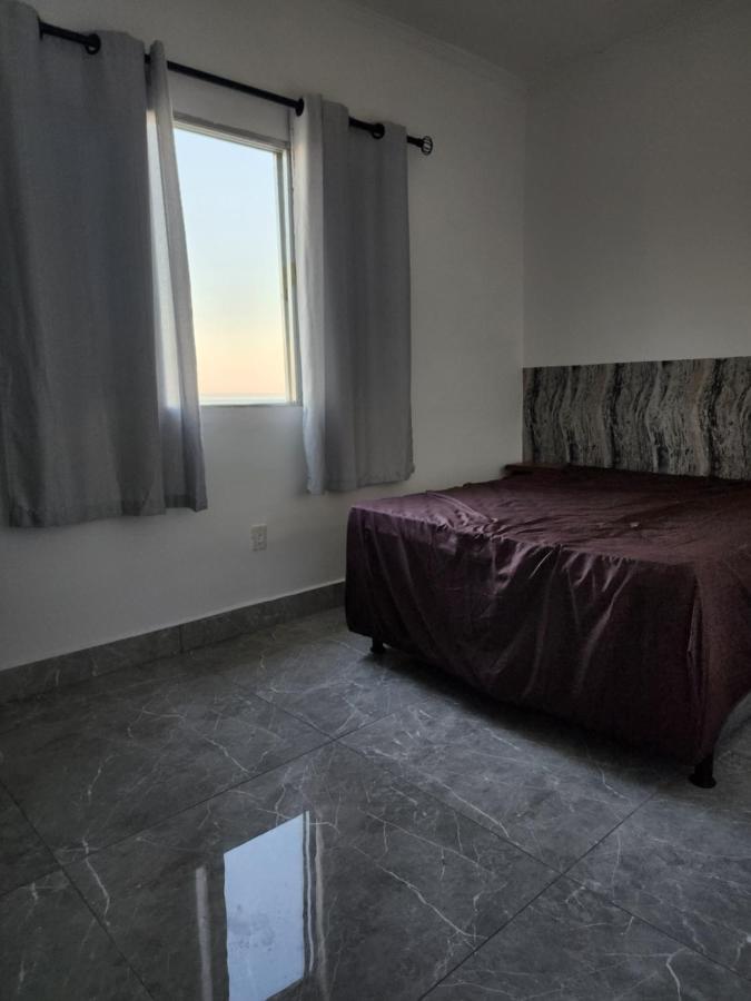 Frente mar, pé na areia !! - B&B