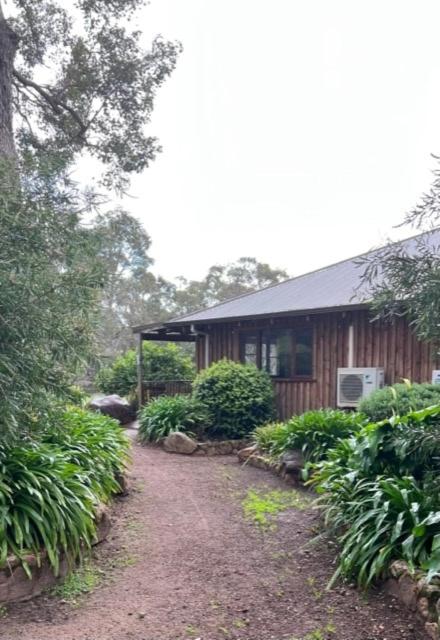 Cottage Troglodyte Bleu