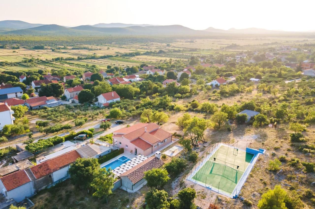 Rural Villa Adriart with heated pool and sauna - Ferienwohnung