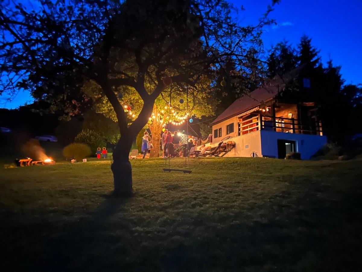 Martin's Family Cottage - B&B