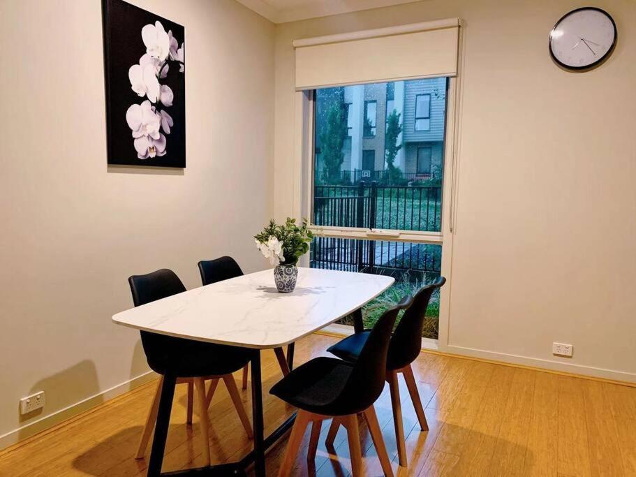 B&B Melbourne - Spacious, Stylish&Close to all amenities - Bed and Breakfast Melbourne