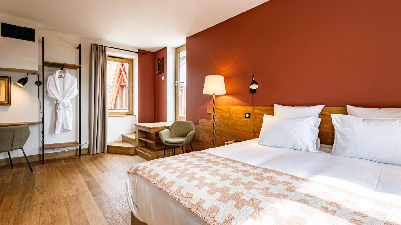 Deluxe Junior Suite