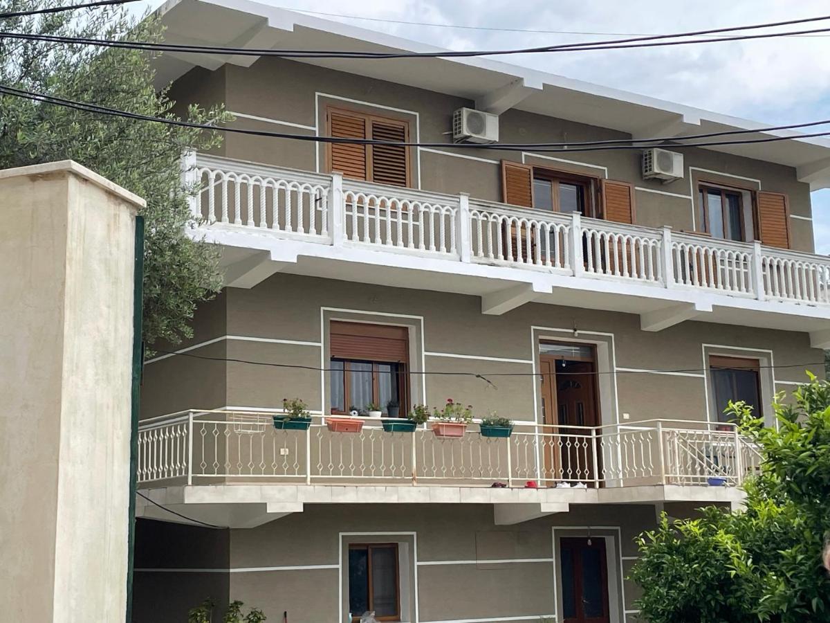 B&B Valona - KIA Apartment Vlora - Bed and Breakfast Valona