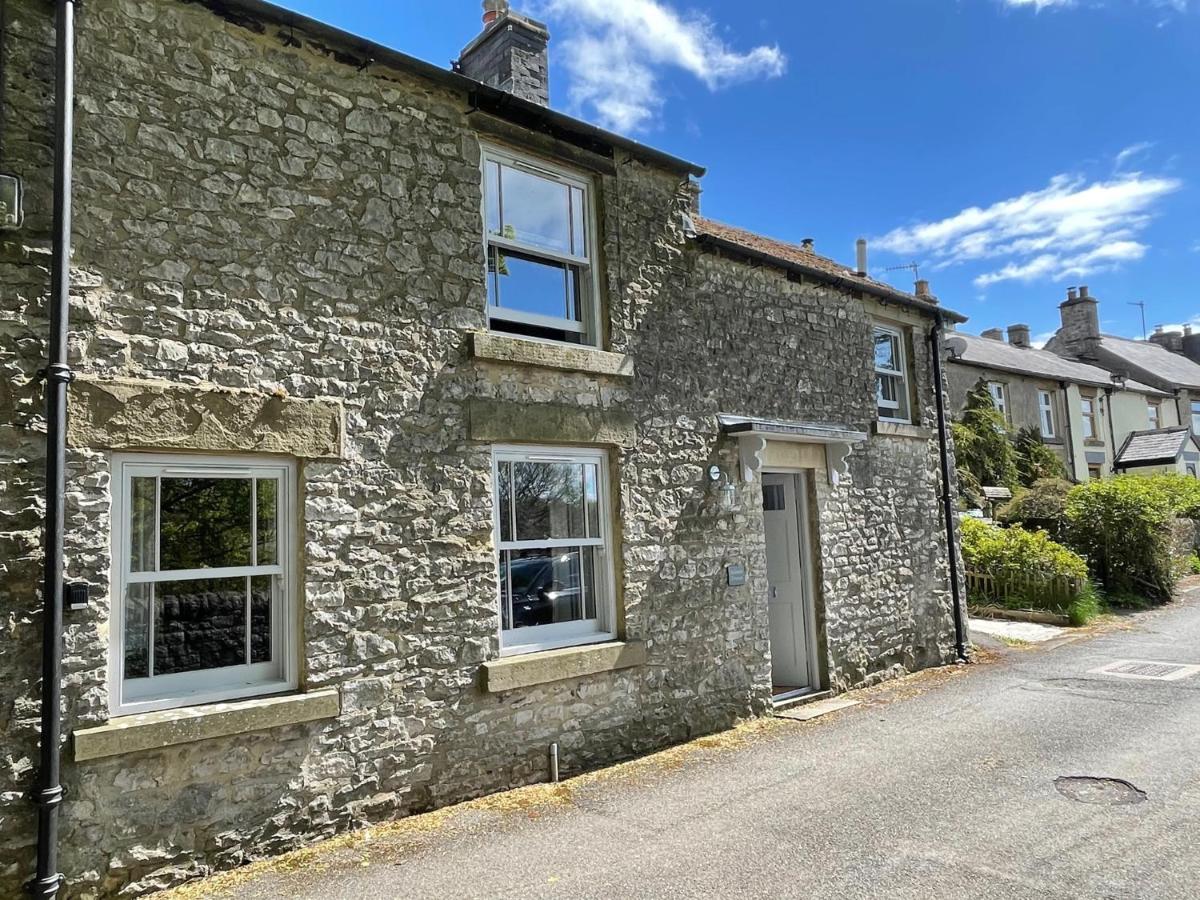 Weavers Cottage, Tideswell, sleeps 6, dog friendly - Chambres d’hôtes