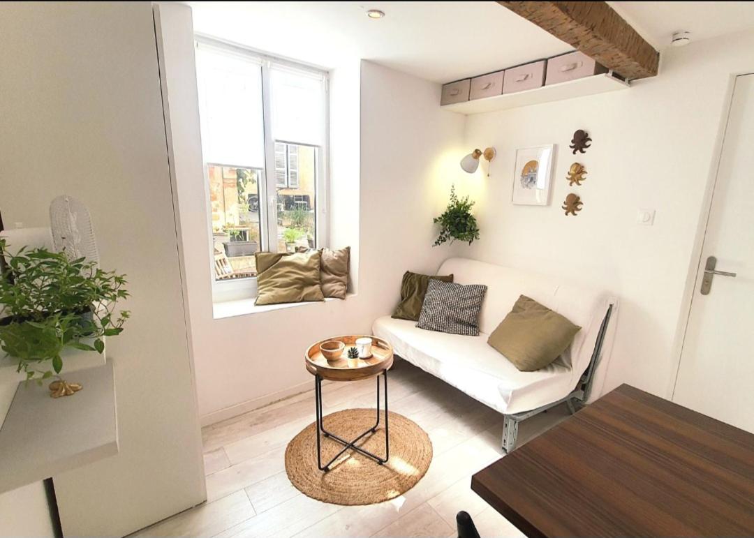 B&B Marseille - Petit studio très calme proche du centre - Bed and Breakfast Marseille