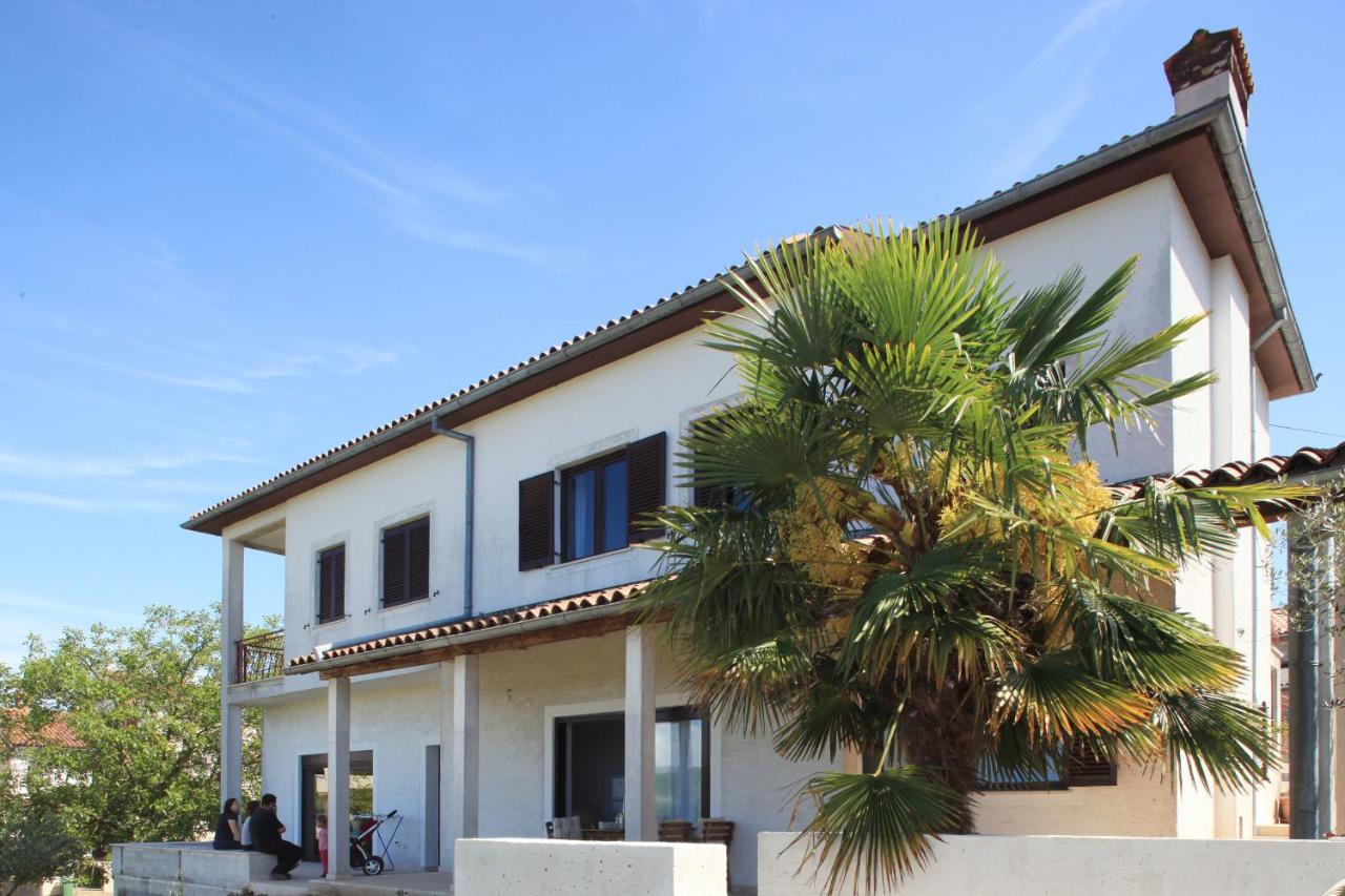 Apartment Vita - B&B Funtana