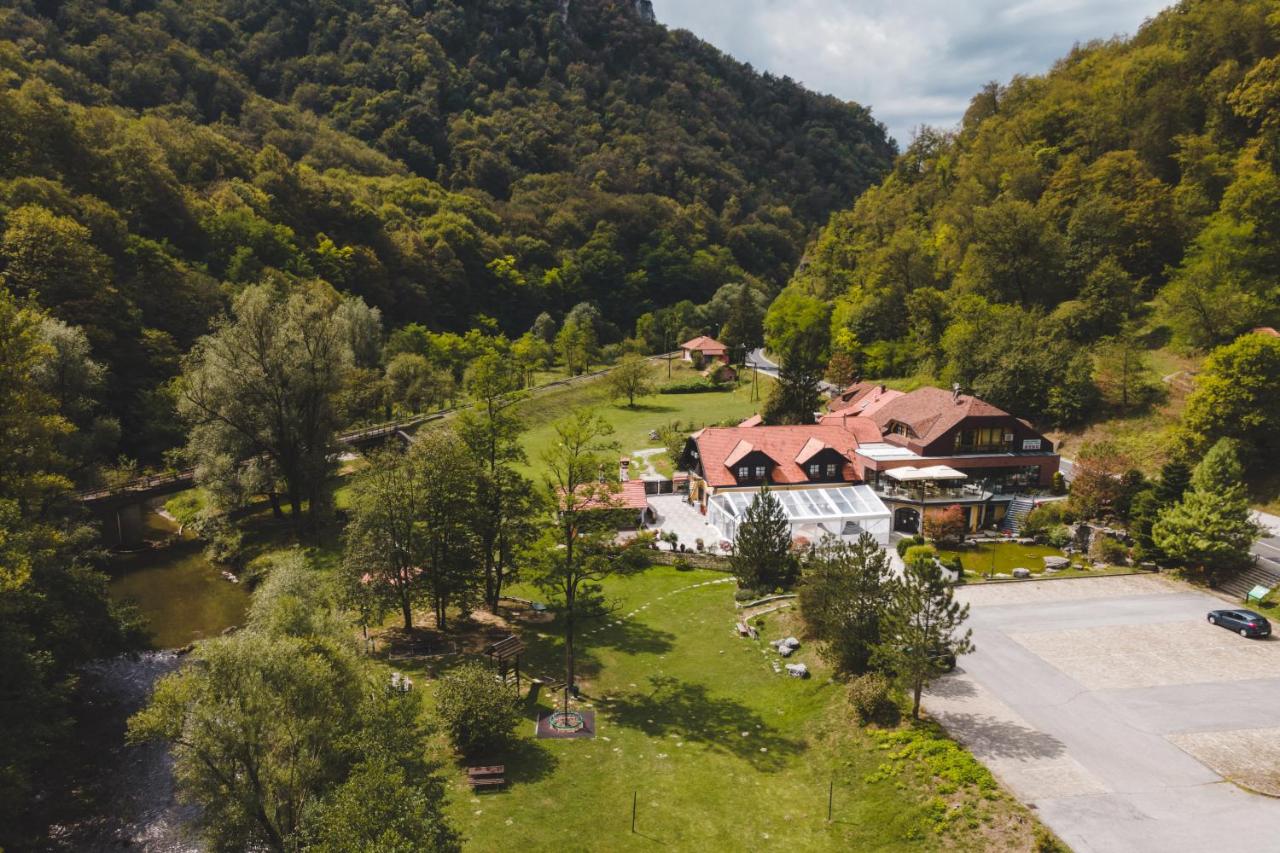 Guesthouse Villa Zelenjak Ventek - B&B