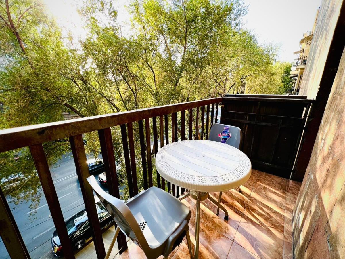 Best Location, Nice 2 Bedroom & 2 Bathroom Apartment on Sayat Nova Ave, Next to Opera - Bed and Breakfast Jerevan