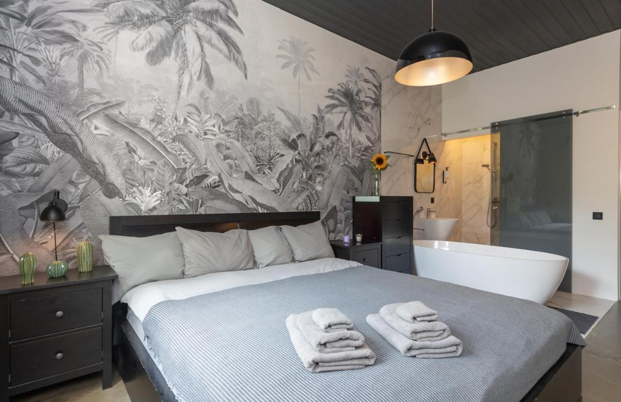 Apart Hotel on Zoloti vorota - Ferienwohnung