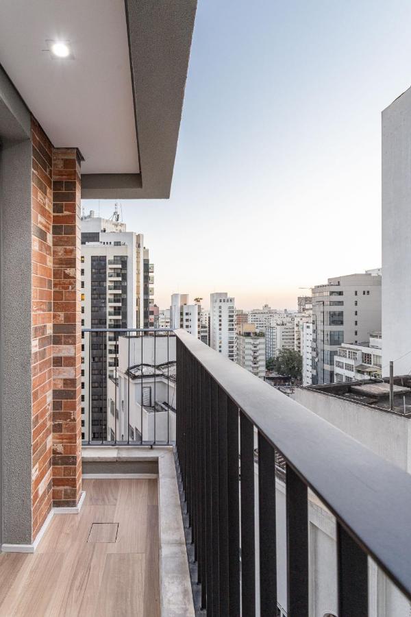 Apartamento con balcón